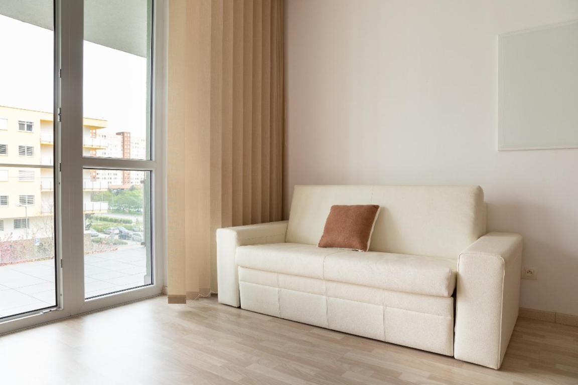 Great Tourist And Business Apartment Near Center Bratislava Extérieur photo