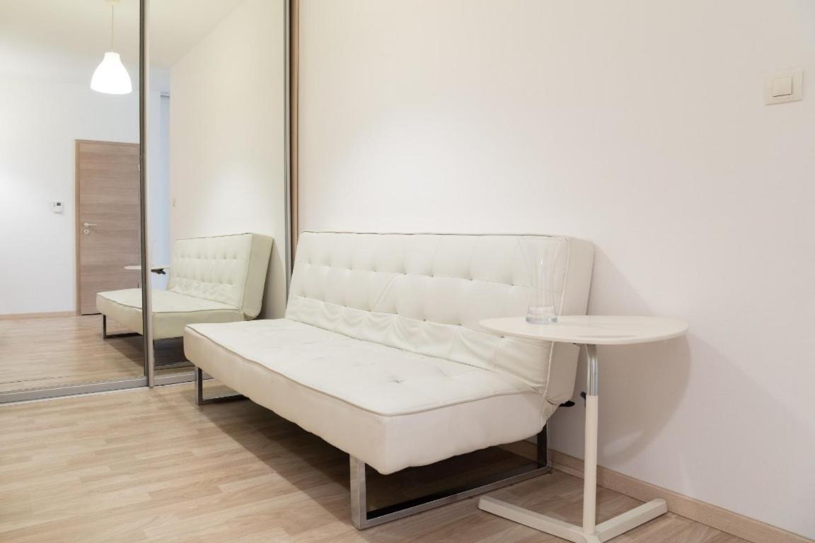 Great Tourist And Business Apartment Near Center Bratislava Extérieur photo