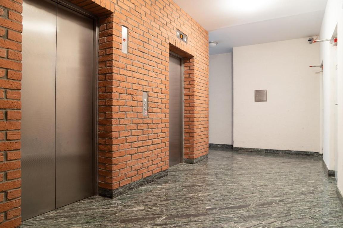 Great Tourist And Business Apartment Near Center Bratislava Extérieur photo