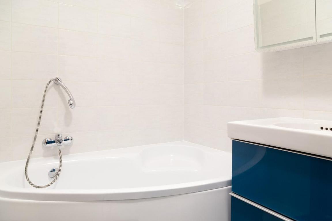 Great Tourist And Business Apartment Near Center Bratislava Extérieur photo